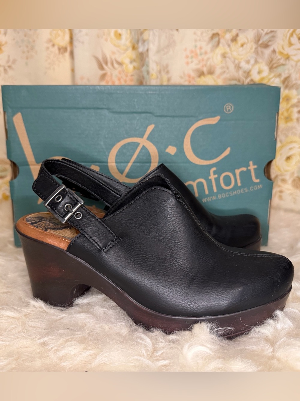 b.o.c. Black Leather Slingback Clogs